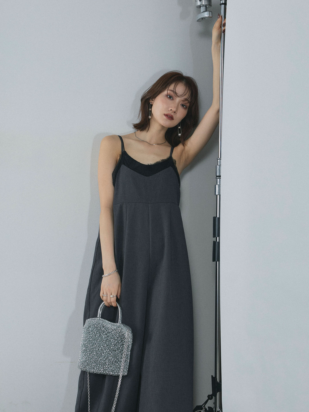 [予約]レースキャミオールインワン/charcoal