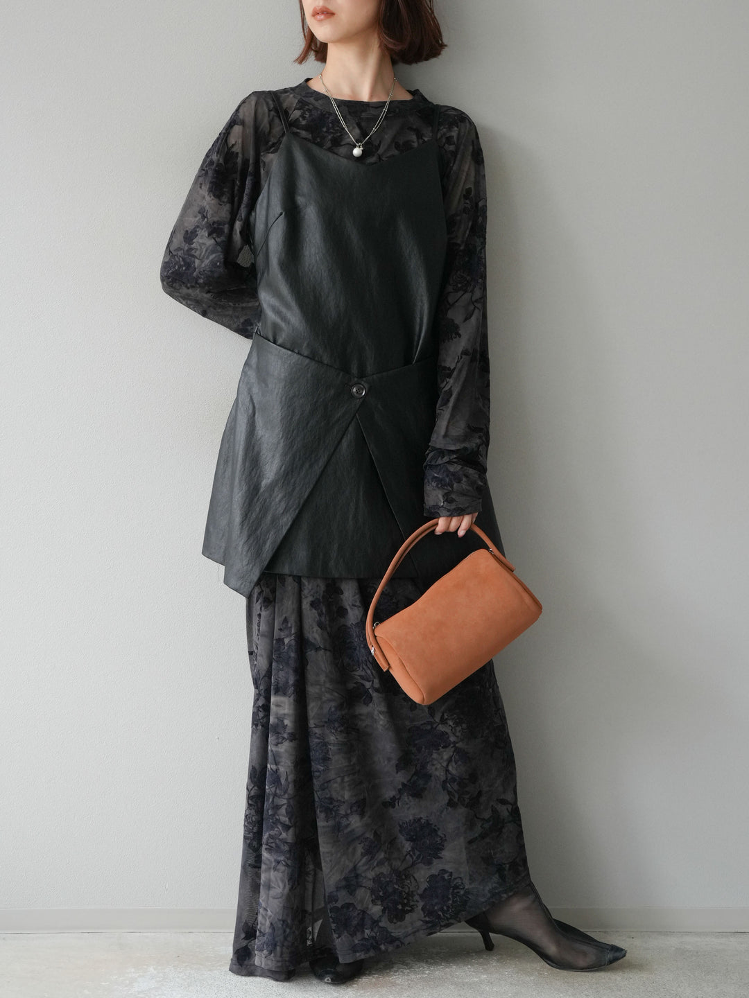 [予約]レイヤードレザーキャミソールチュニック/ブラック