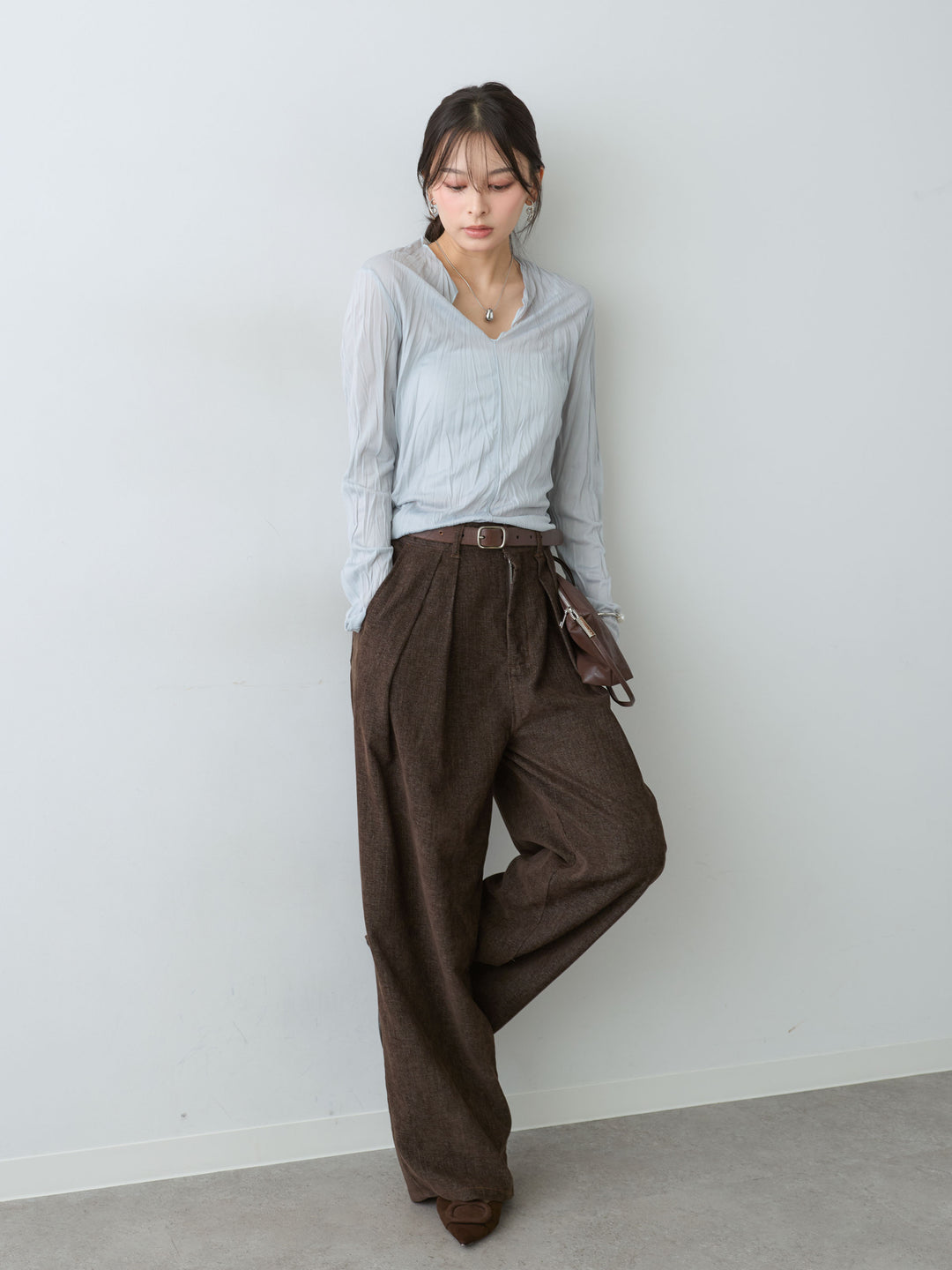 [SET]ランダムプリーツシアートップス+ベロアデニムタックワイドパンツ(2set)