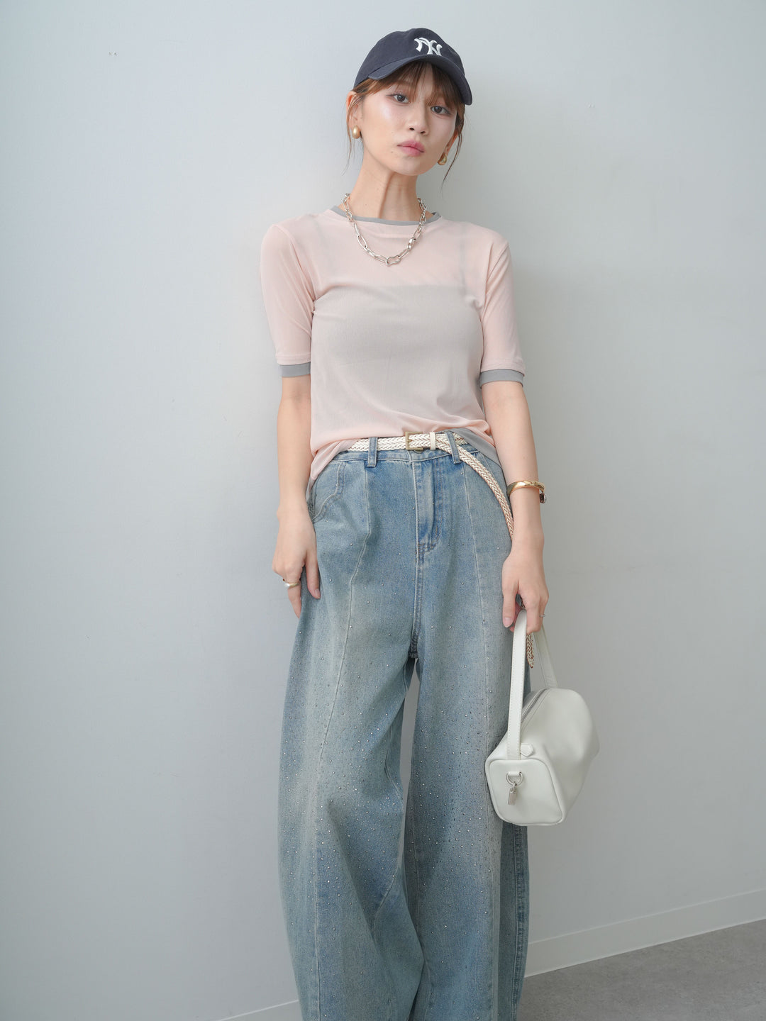 [SET]トリムレイヤードシアー半袖トップス+フロントビジューカーブデニムパンツ(2set)