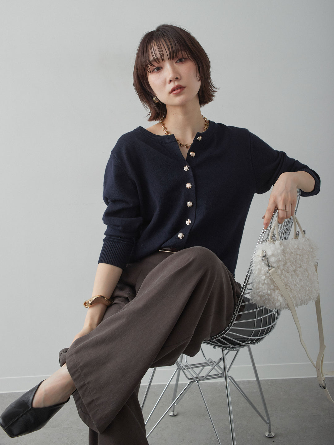 [SET]ゴールドボタンニットカーディガン+ツータックドレープストレートパンツ(2set)