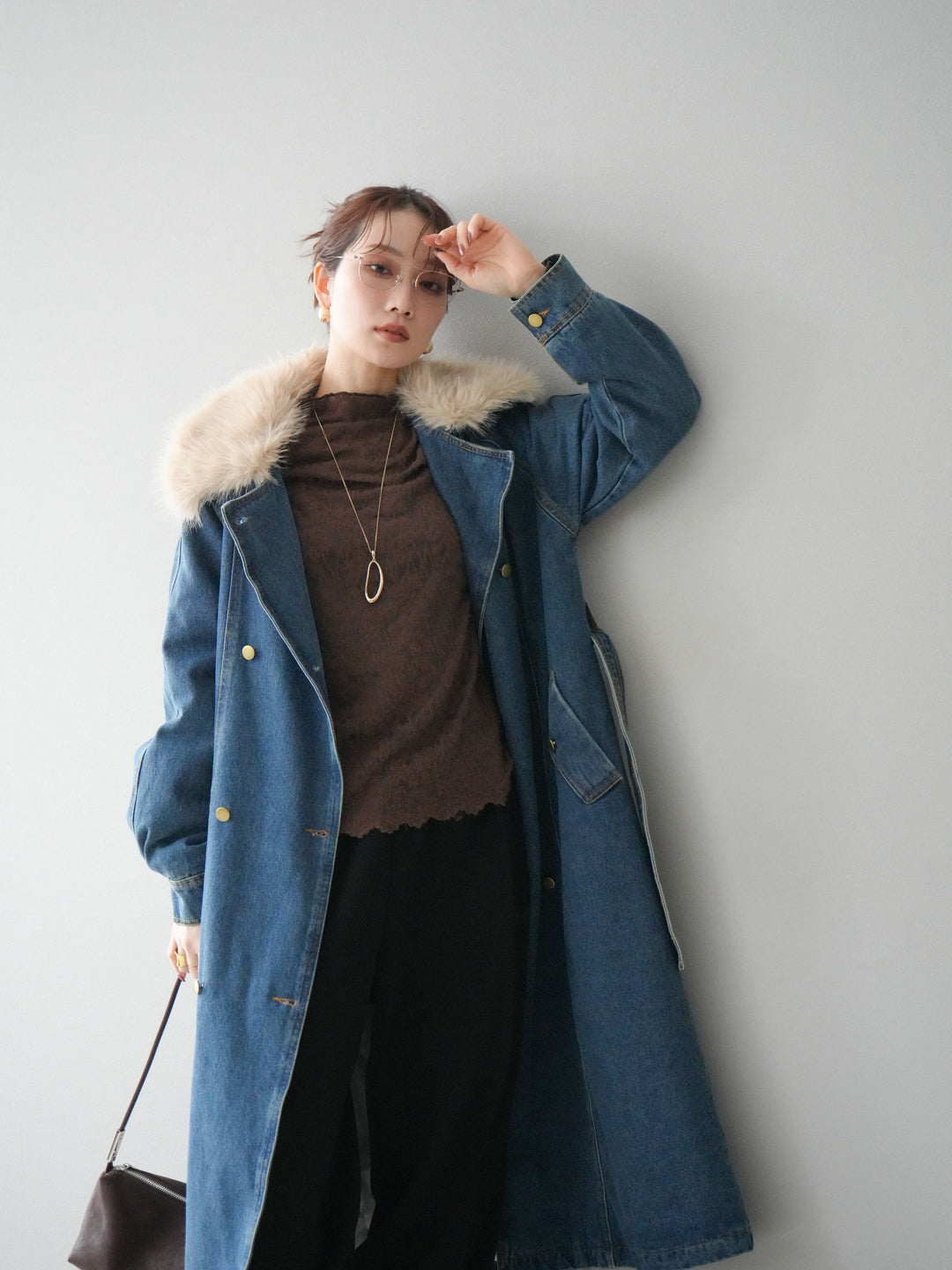 [予約]ファー襟デニムロングコート/blue