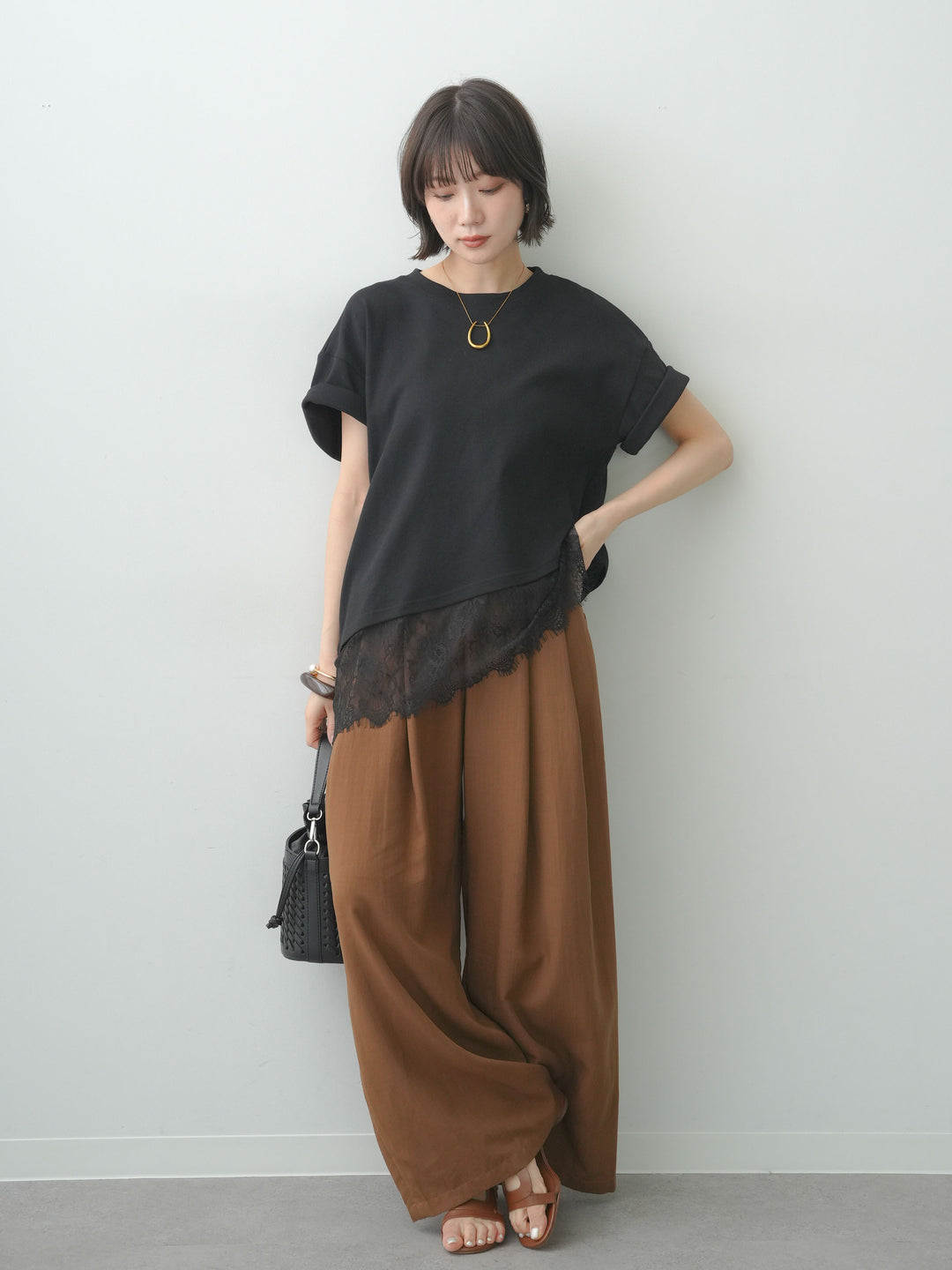 [SET]アシメレースヘムワイドTEE+ベルトデザインタックドレープワイドパンツ(2set)