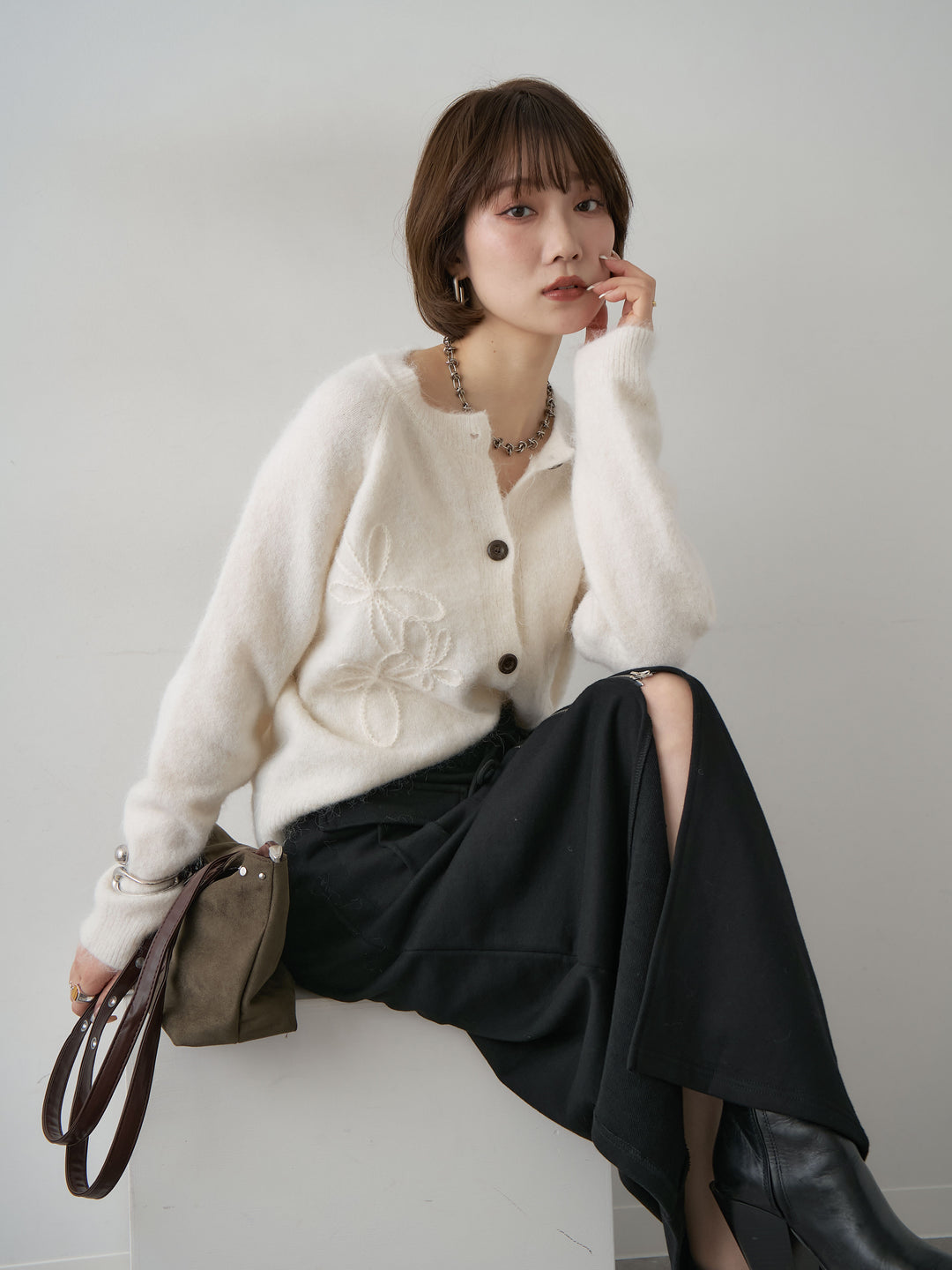 [SET]フラワーエンブロイダリーカーディガン+フラワーエンブロイダリーカーディガン(2set)