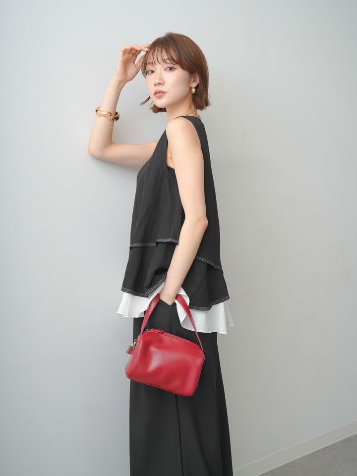 [予約]アシメフリルドッキングステッチノースリブラウス/black