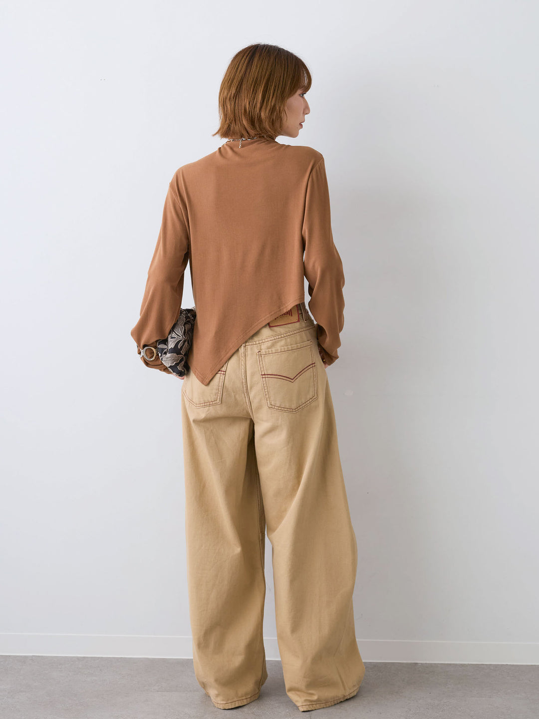 [SET]モックネックアシメヘムトップス+カラーステッチワイドパンツ(2set)