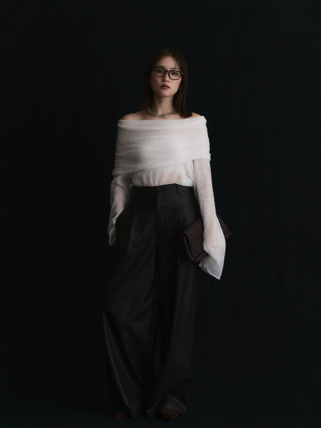 【Allure】[SET]オフショルシアーニットプルオーバー+レザータックセミワイドパンツ(2set)