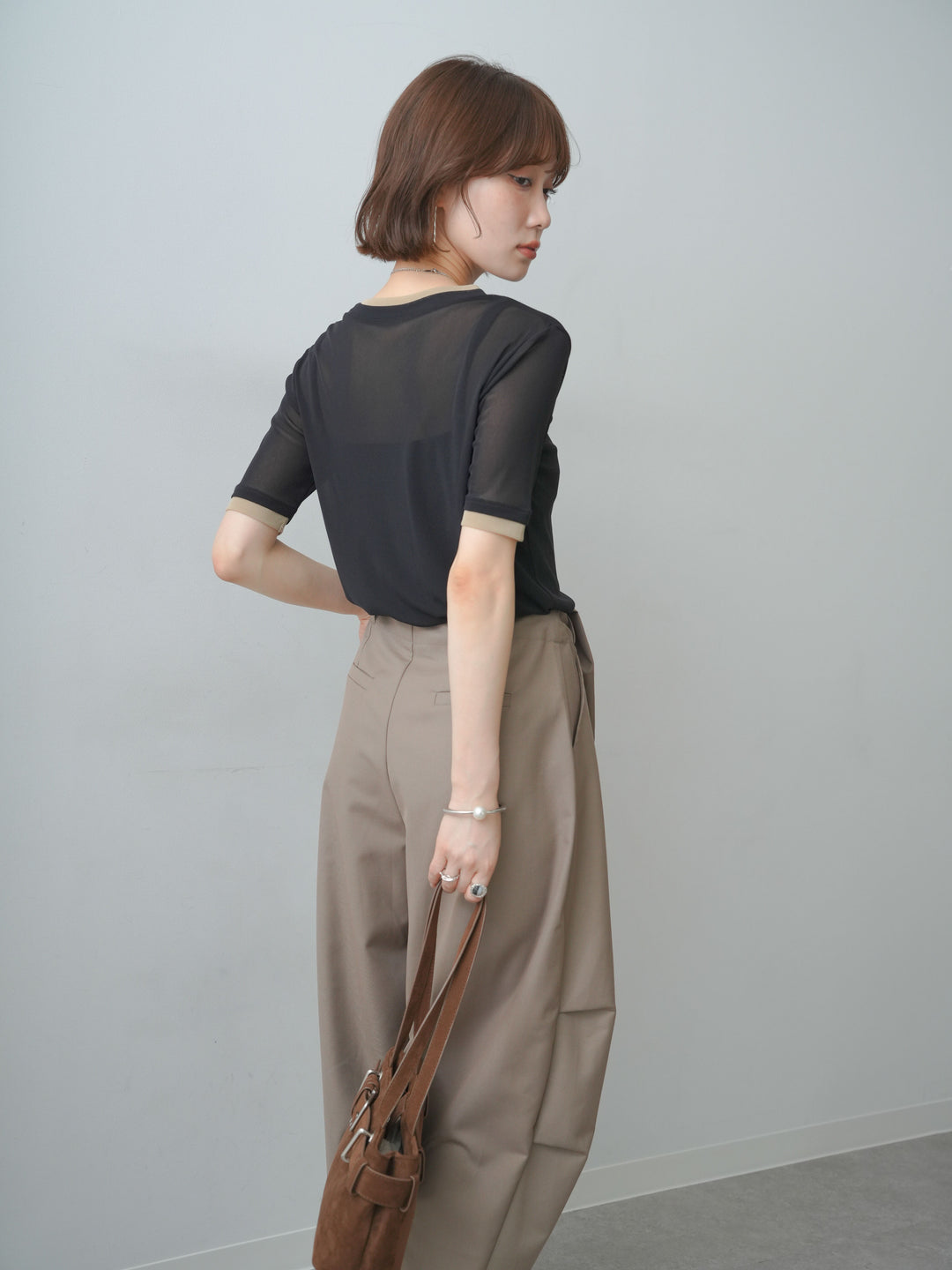 [予約]トリムレイヤードシアー半袖トップス/black