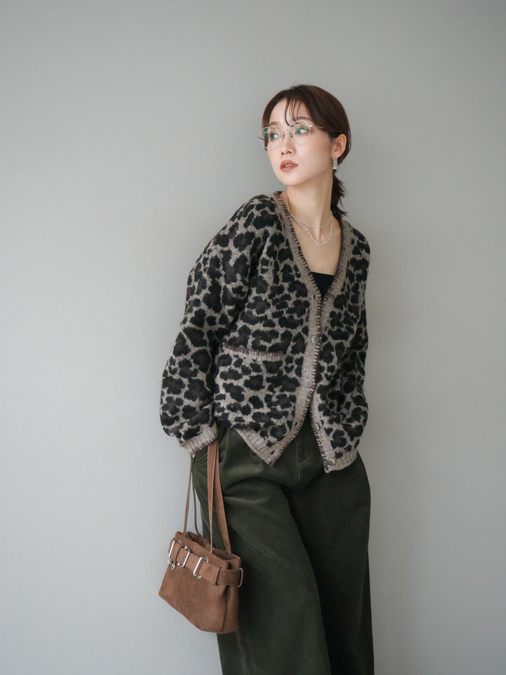 [予約]アニマル柄ステッチニットカーディガン/brown
