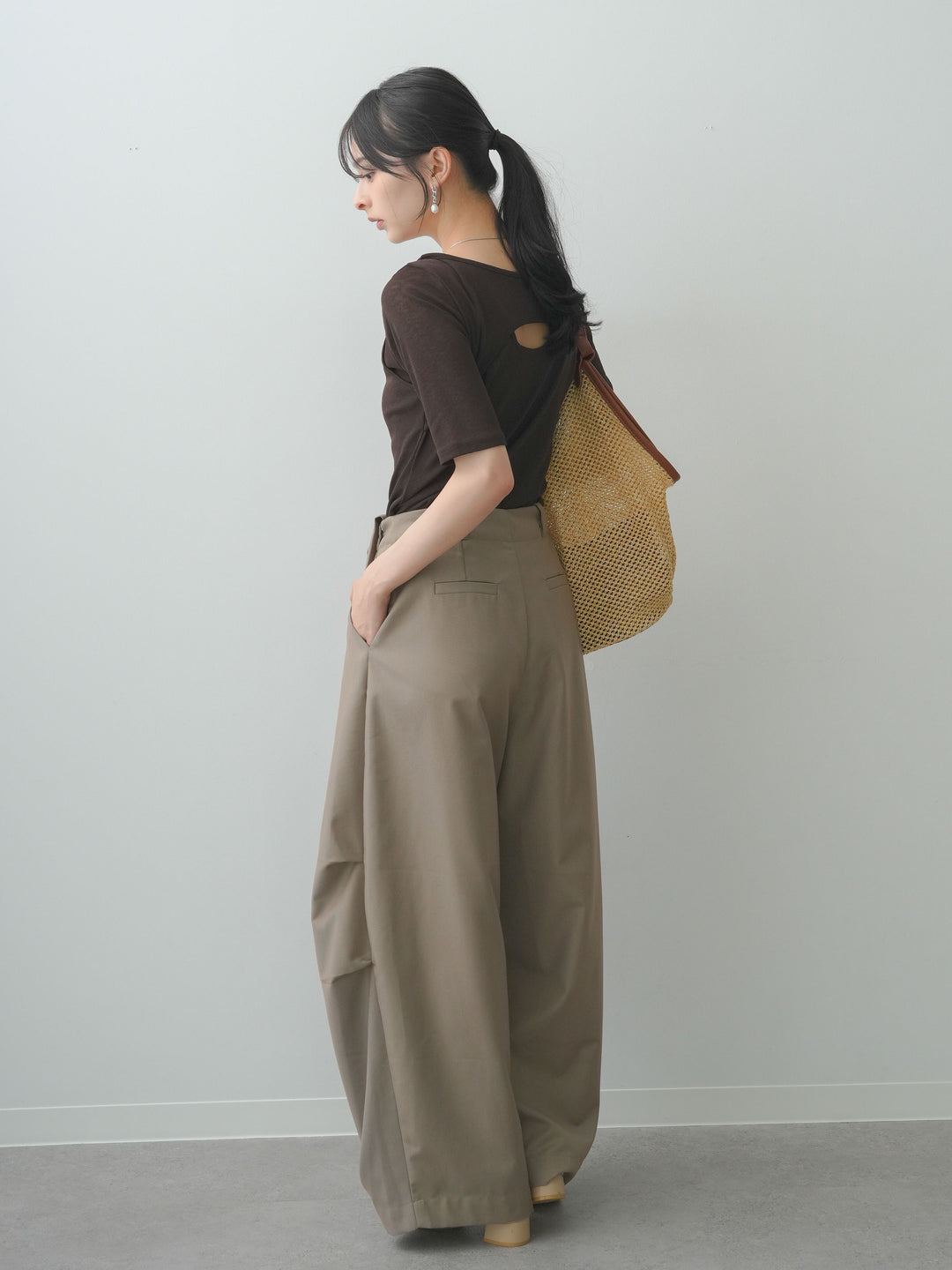 [SET]前後2wayシアーアシメレイヤード風TEE+ベルトループカーブタックワイドパンツ(2set)