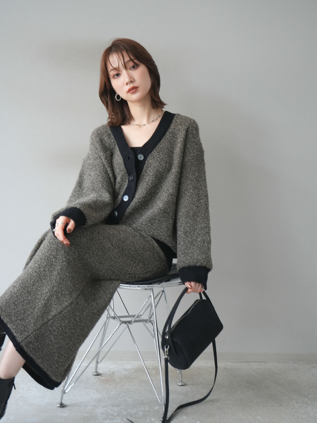 [SET]ブークレバイカラーニットカーディガン+ブークレバイカラータイトニットスカート(2set)