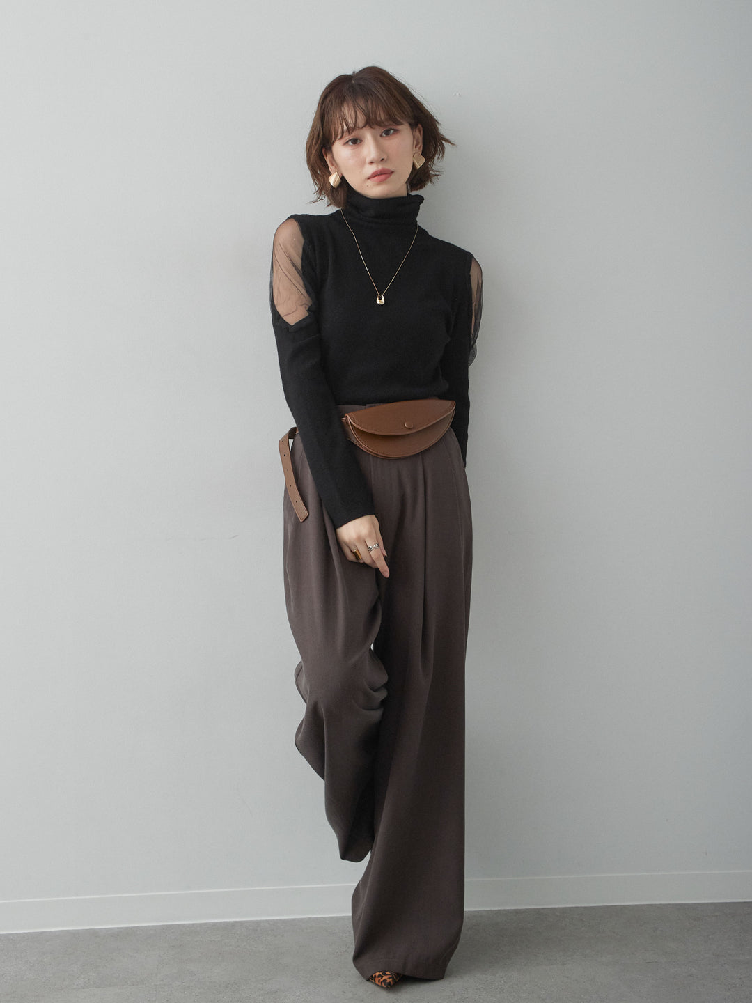 [SET]ショルダーチュールハイネックニットトップス+ツータックドレープストレートパンツ(2set)