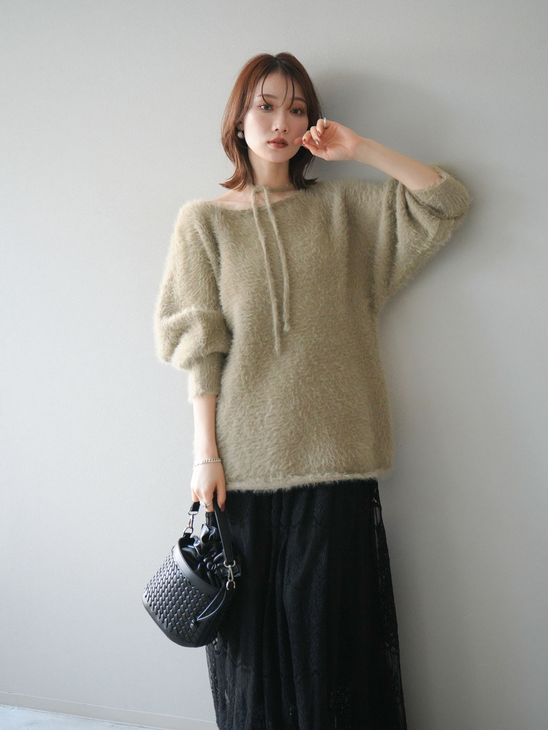 [予約]紐付きシャギーニットプルオーバー/beige