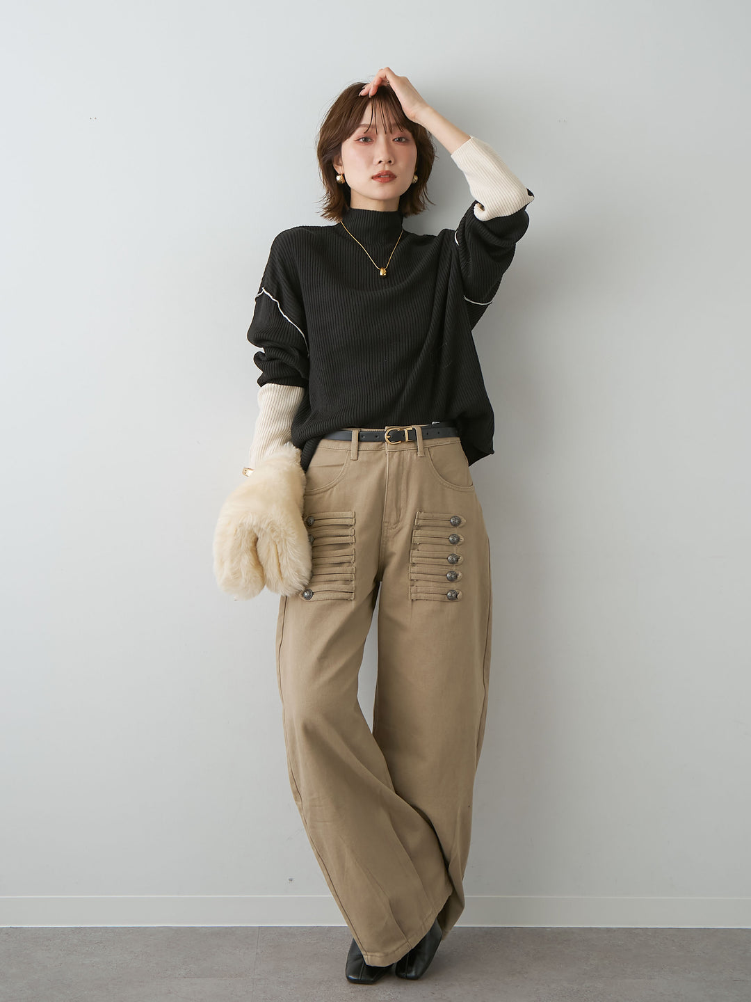 [SET]バイカラーモックネックリブニットトップス+ナポレオンコットンカーブパンツ(2set)
