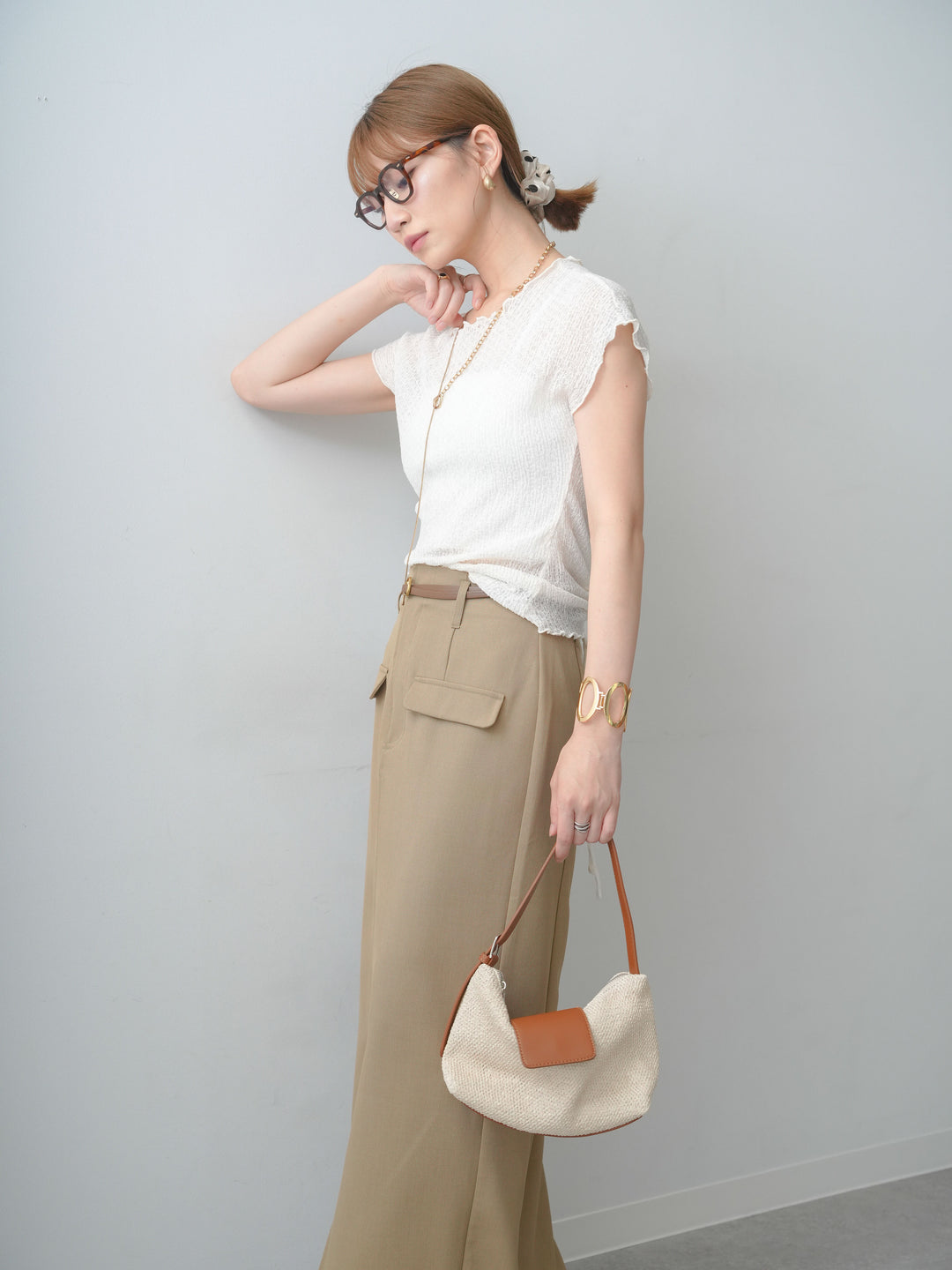 [SET]シャーリングシアーバックオープンフレンチトップス+クレープデシンフラップ付きストレートスカート(2set)