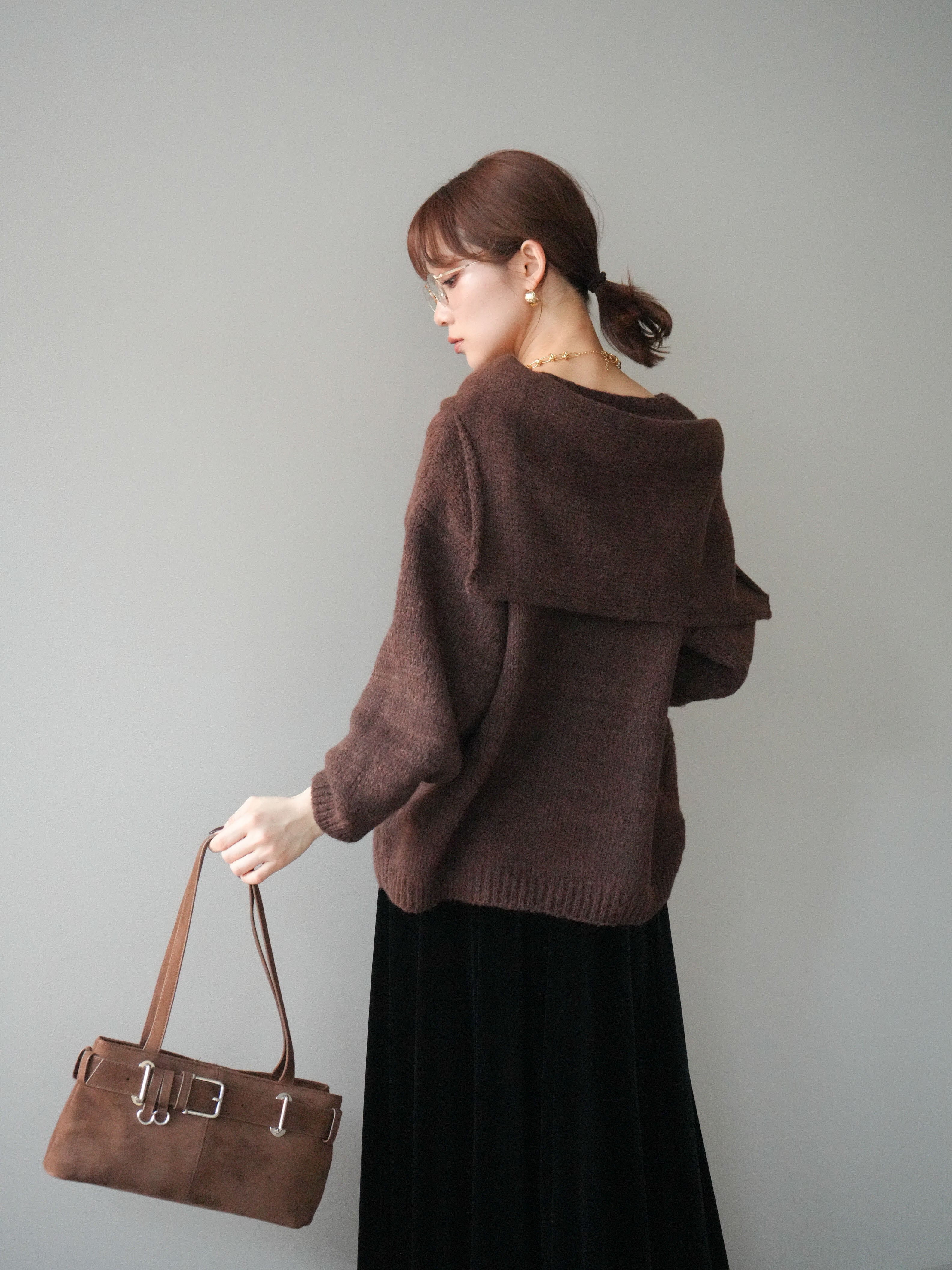 予約]ストール付きVネックニットプルオーバー/brown – Lumier