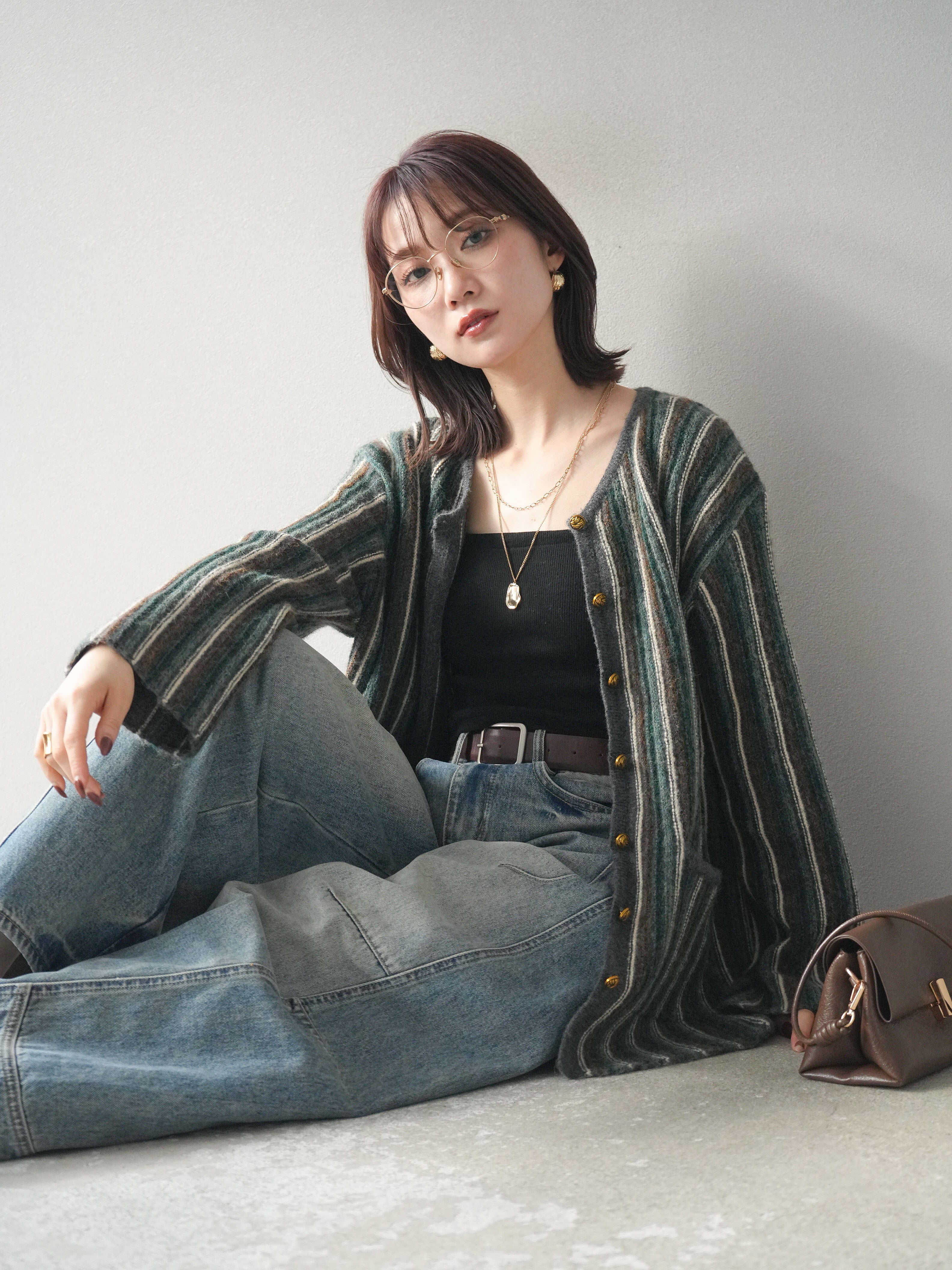 予約]アンティークボタンストライプニットカーディガン/charcoal – Lumier