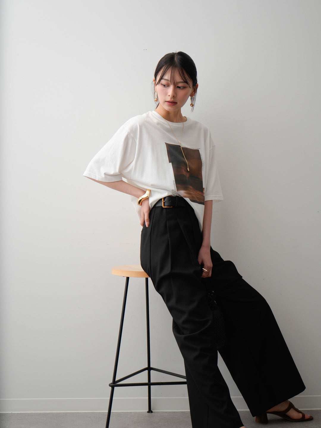 [SET]フォトプリントロゴTEE+アシンメトリーベルトタックワイドパンツ(2set)