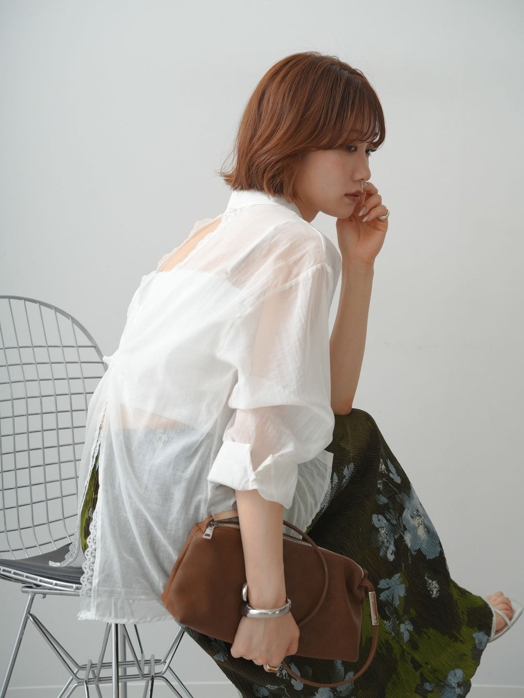 [予約]バックツイストシアーオーバーシャツ/white