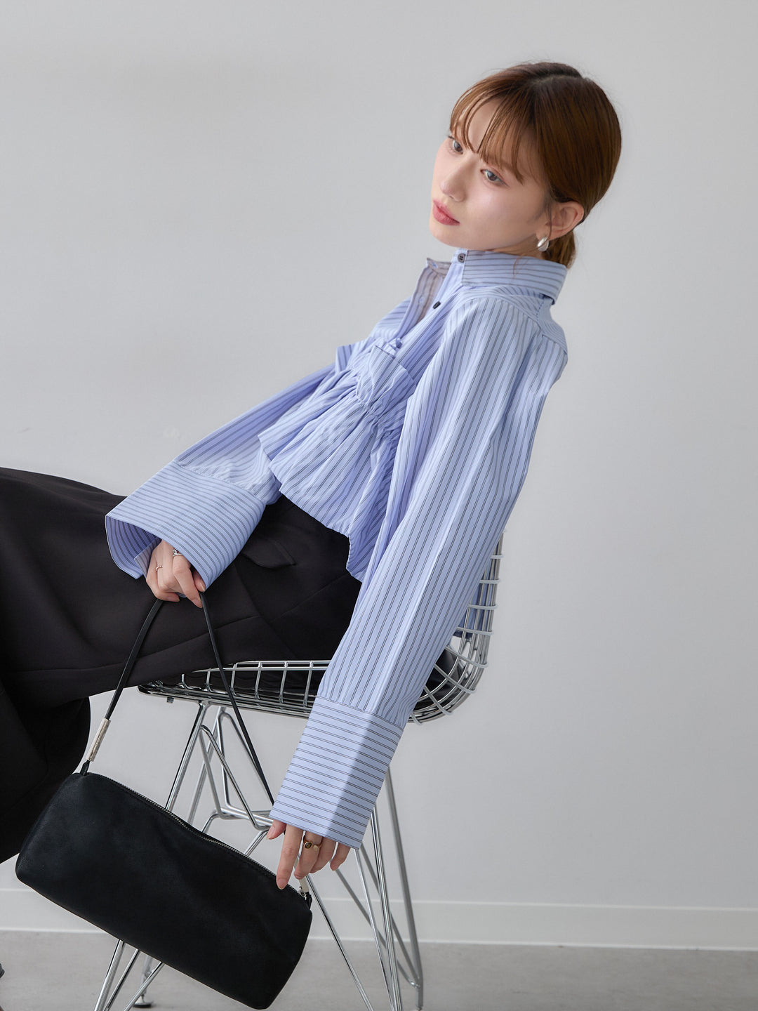 [SET]ストライプフリルシャツ+クレープデシンフラップ付きストレートスカート(2set)