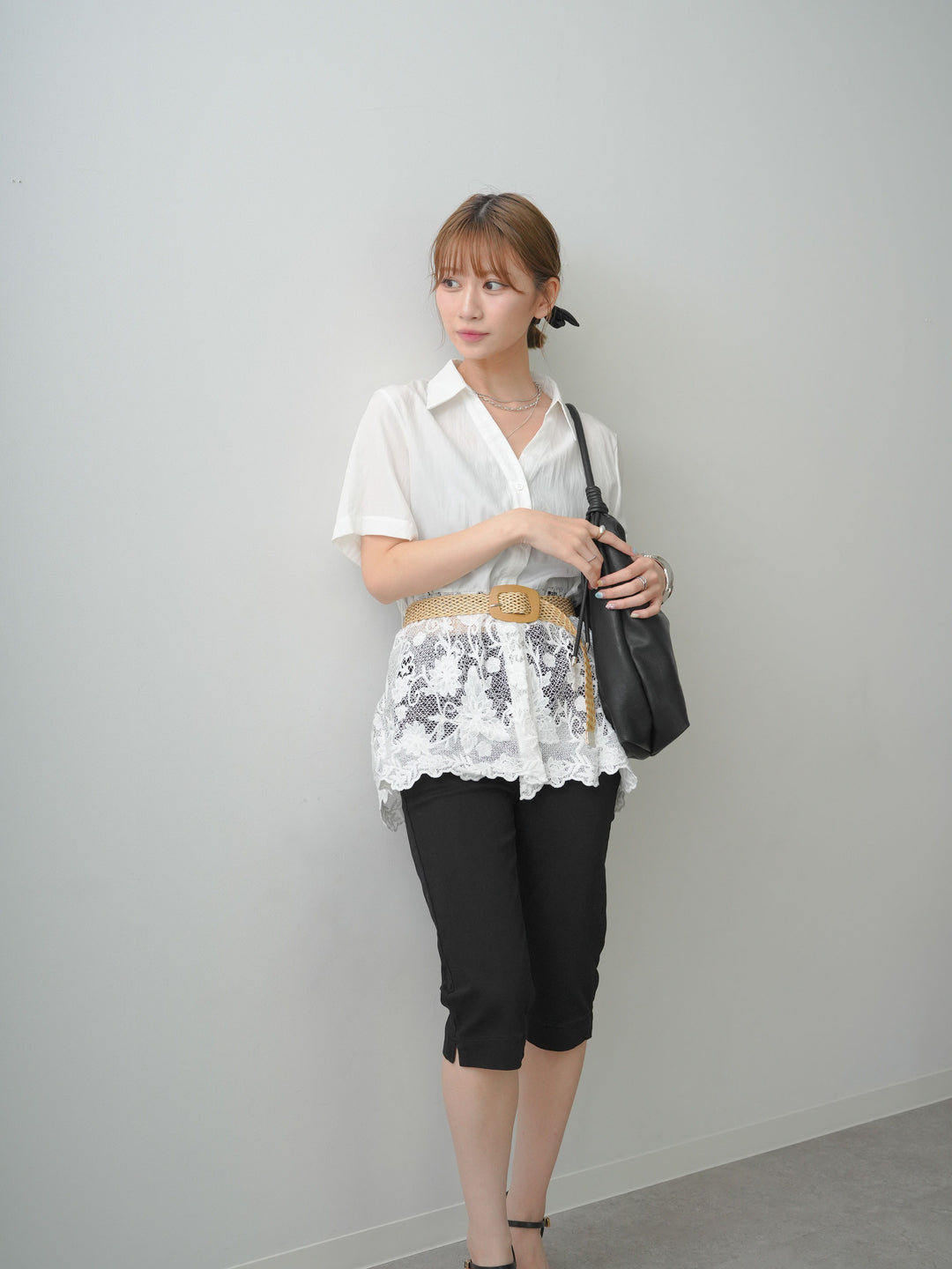 [予約]ベルト付レースドッキング半袖シャツブラウス/white