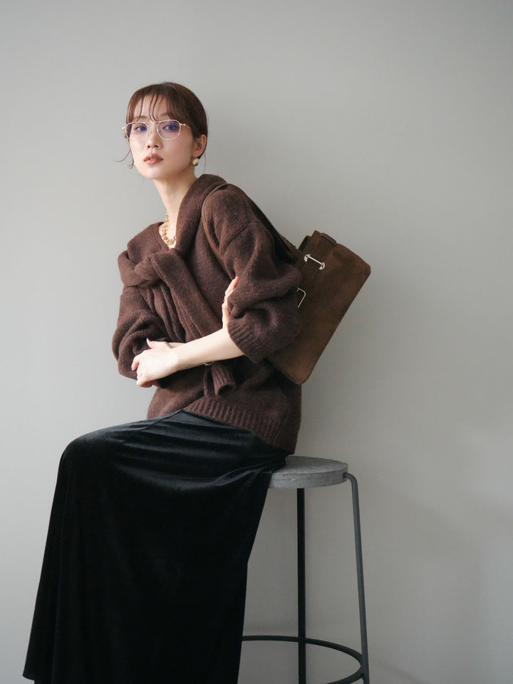 [予約]ストール付きVネックニットプルオーバー/brown