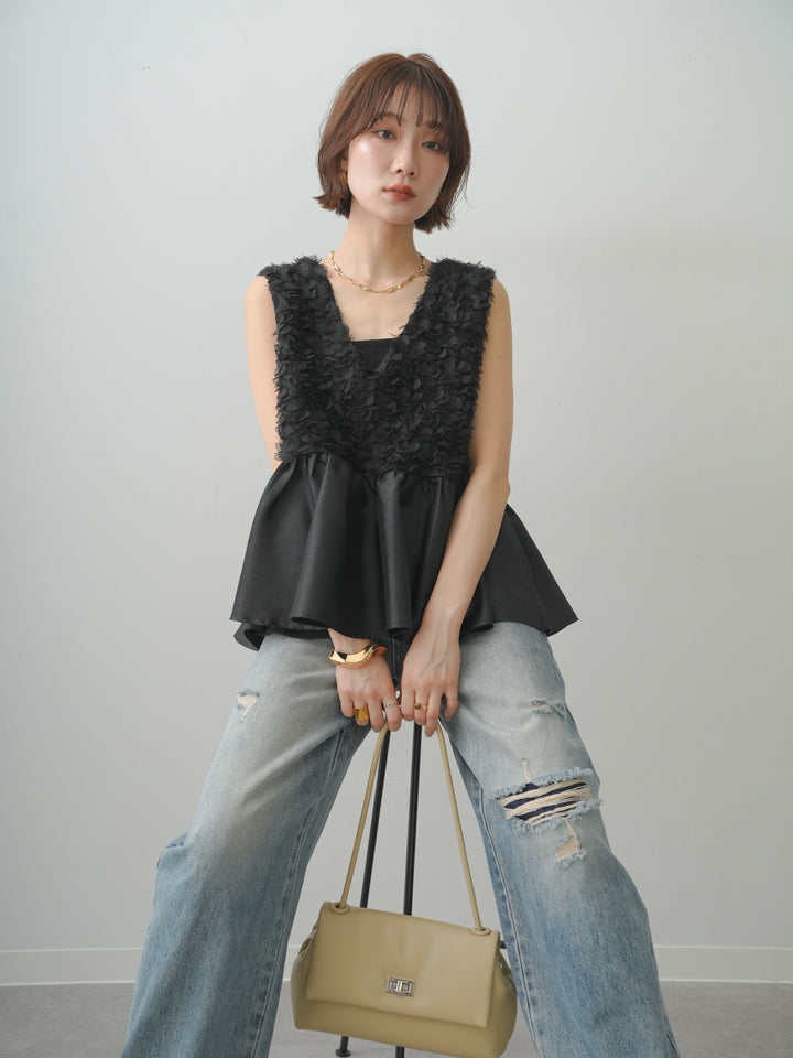 [予約]ジャガード×サテンペプラムフレアノースリトップス/black