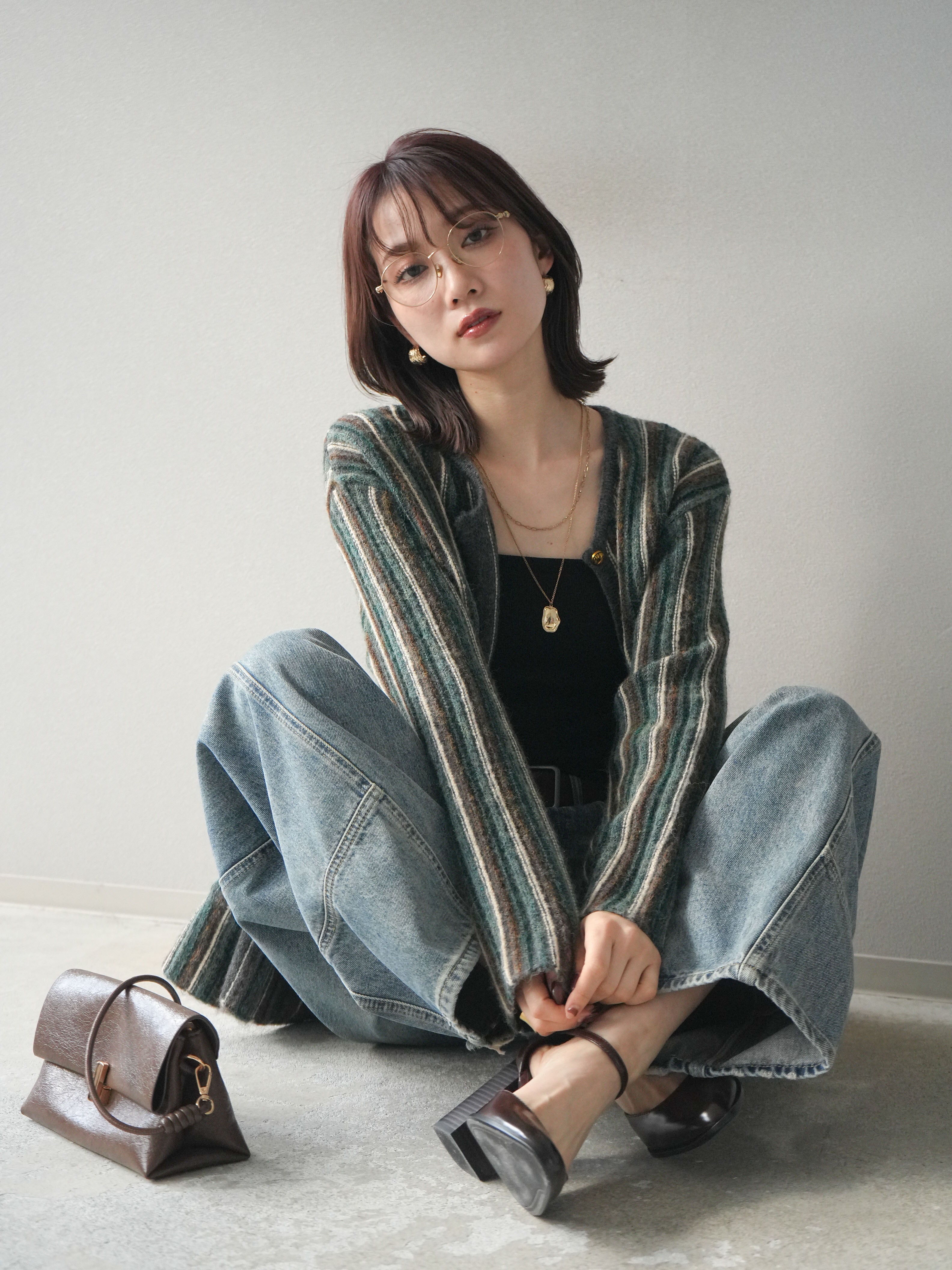 予約]アンティークボタンストライプニットカーディガン/charcoal – Lumier