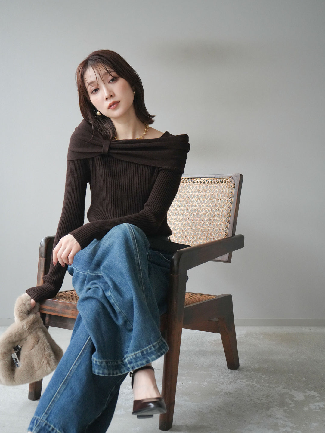 [予約]リボンモチーフオフショルリブニットトップス/brown
