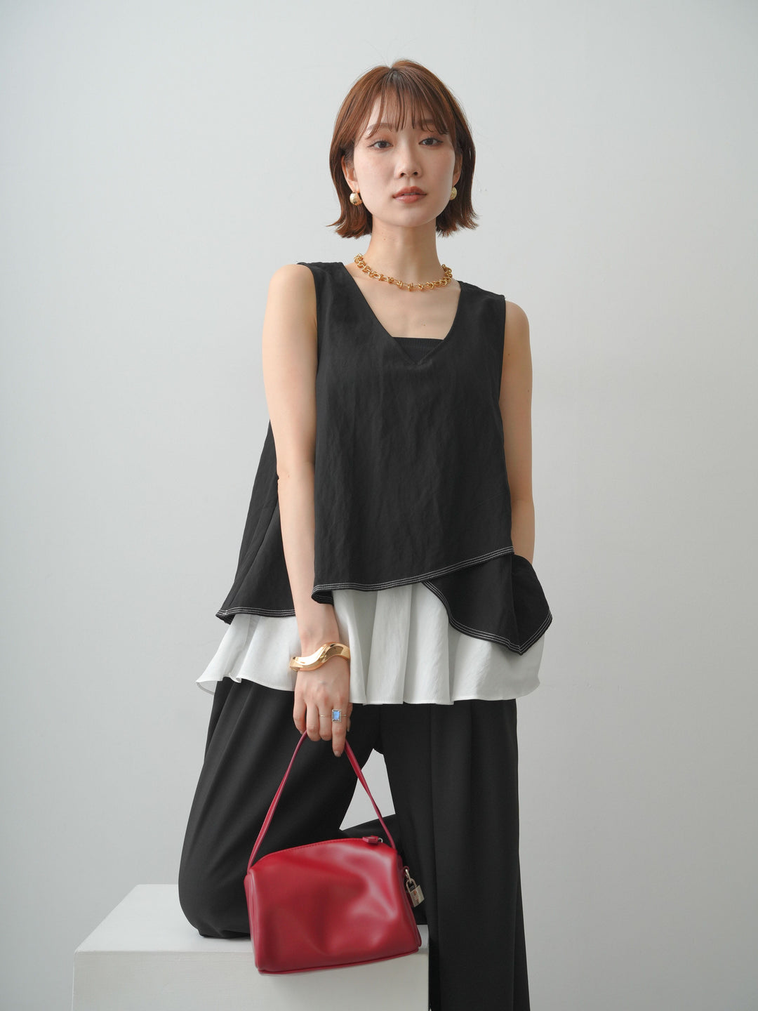 [SET]アシメフリルドッキングステッチノースリブラウス+ダブルバックルベルト付ワイドパンツ(2set)