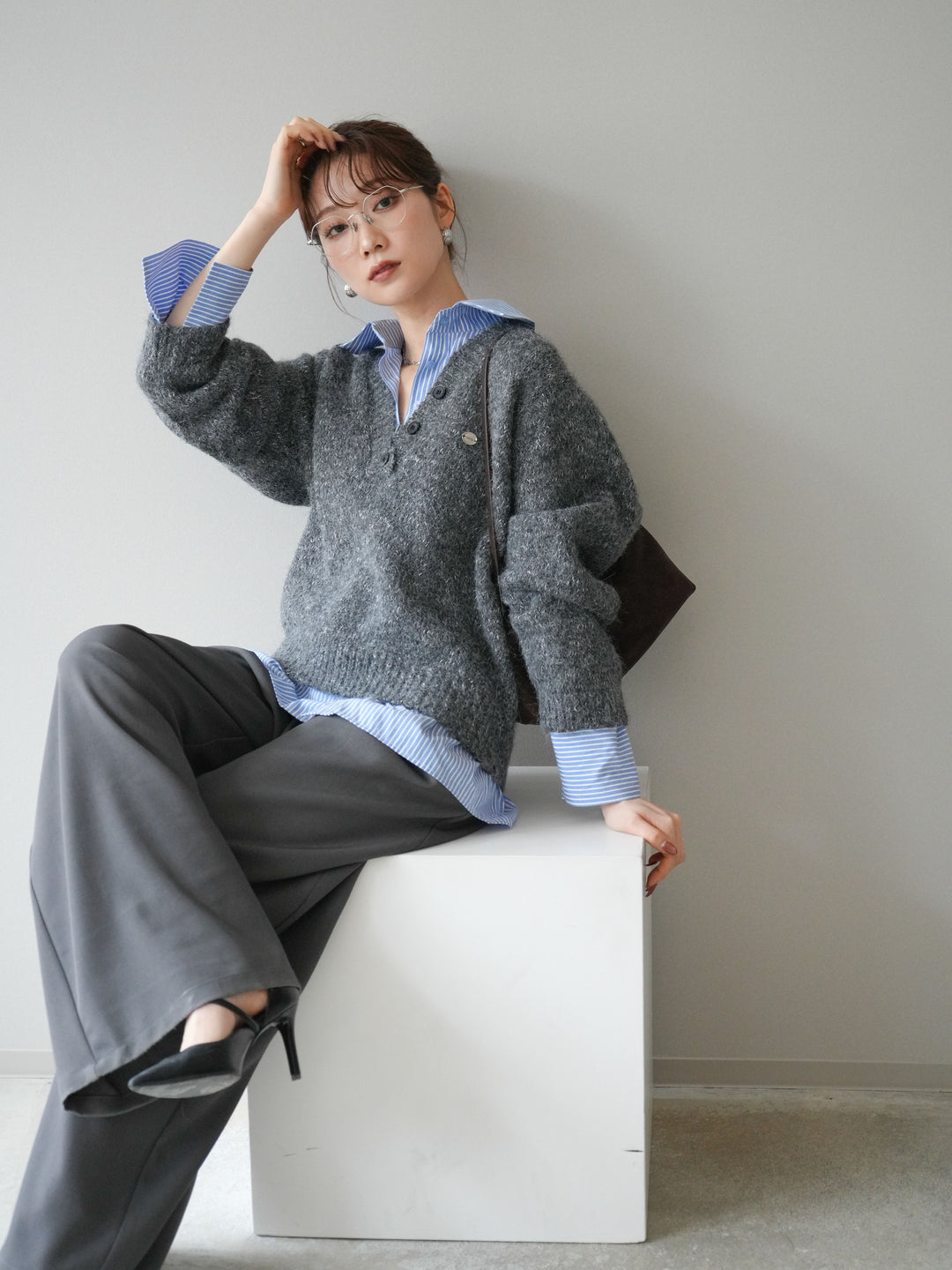 [予約]ストライプシャツドッキングMIXヤーンニットプルオーバー/charcoal