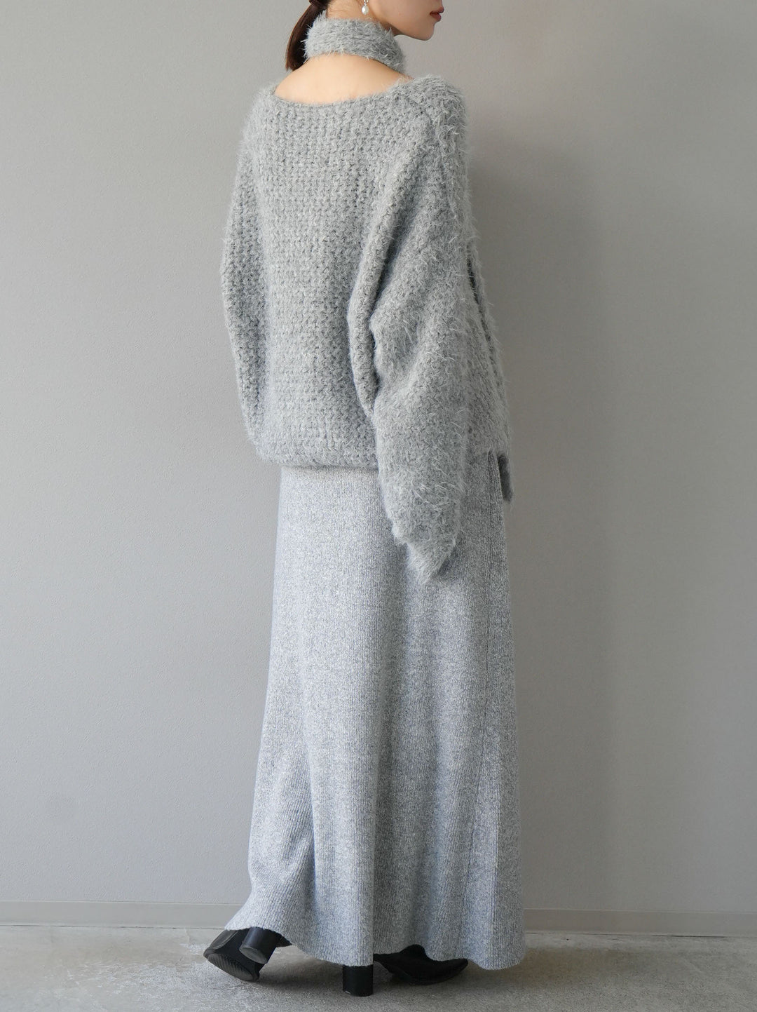 [預訂] 鉤花多向針織半身裙/灰色