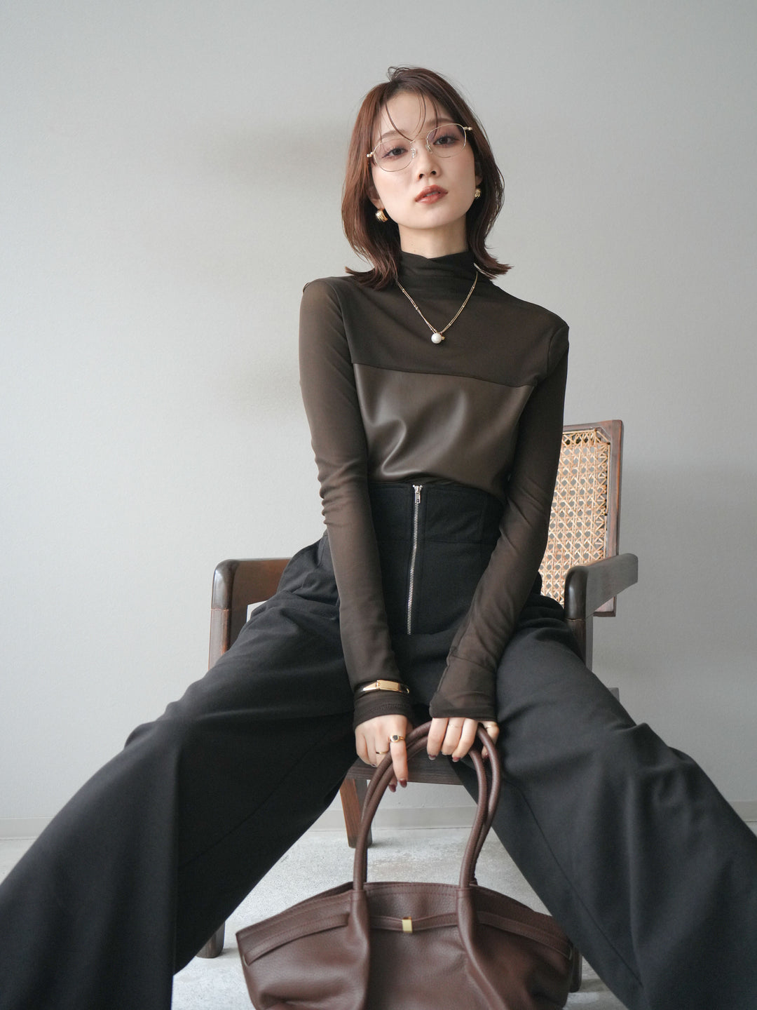 [予約]レザー切替プチネックシアートップス/khaki