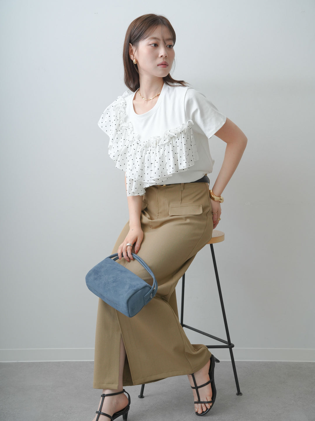 [SET]ドットギャザーフリルデザインTEE+クレープデシンフラップ付きストレートスカート(2set)