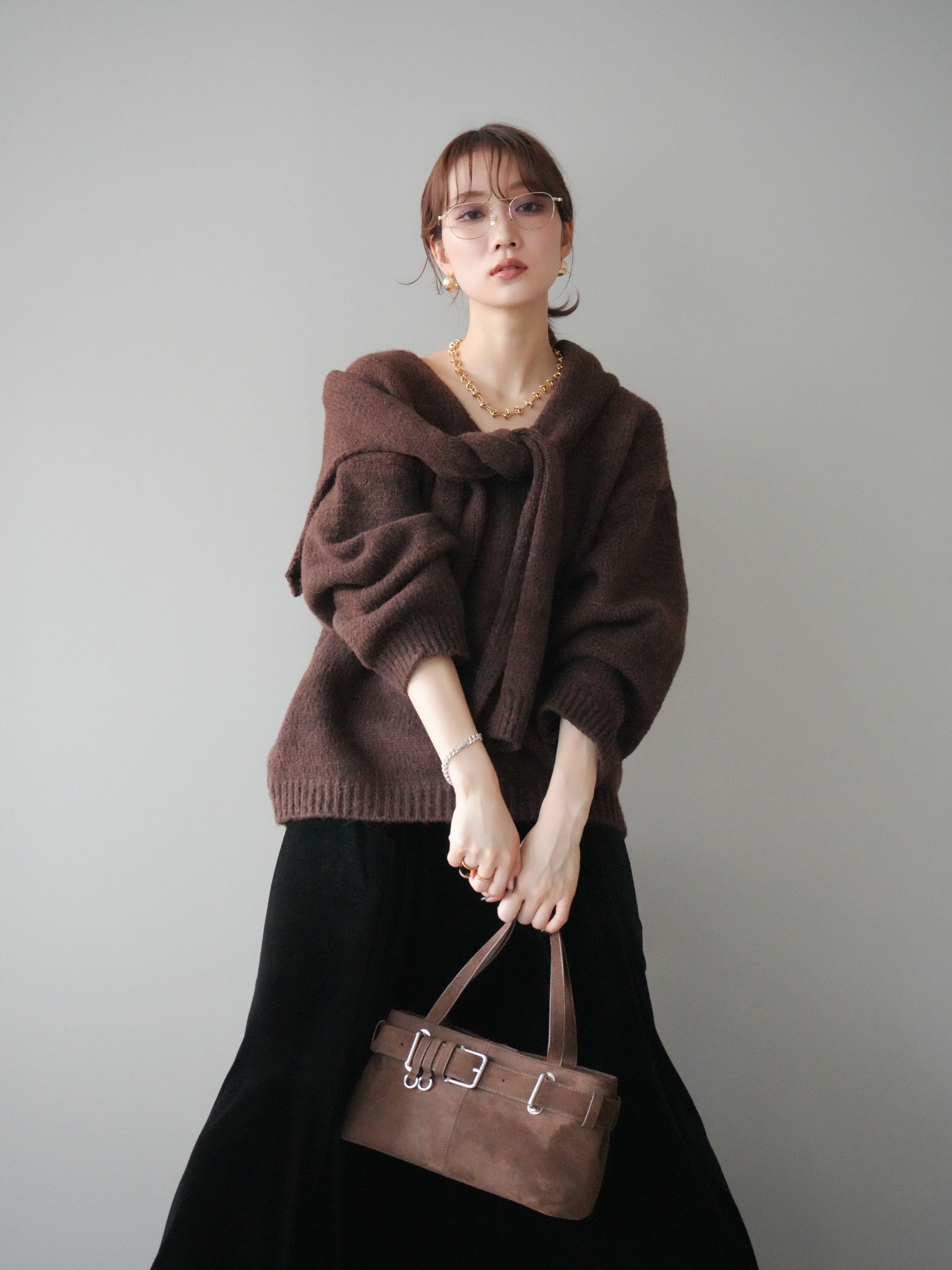 予約]ストール付きVネックニットプルオーバー/brown – Lumier