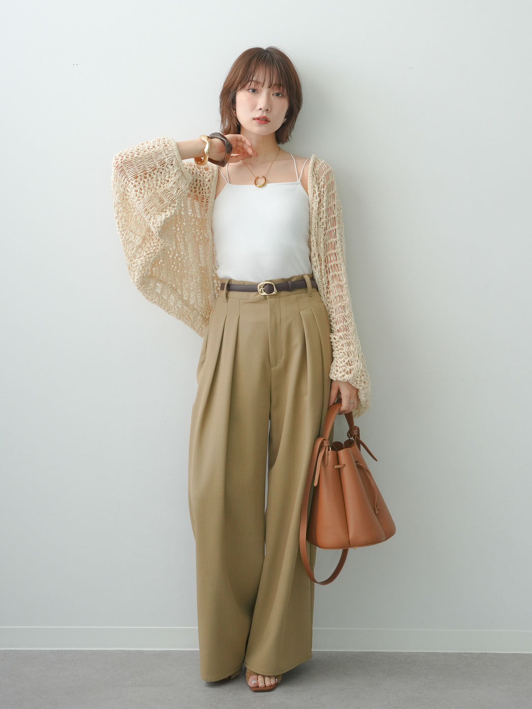 [SET]ミックスメッシュニットボレロ+カップ付きバッククロスキャミソール+クレープデシンタックワイドパンツ(3set)