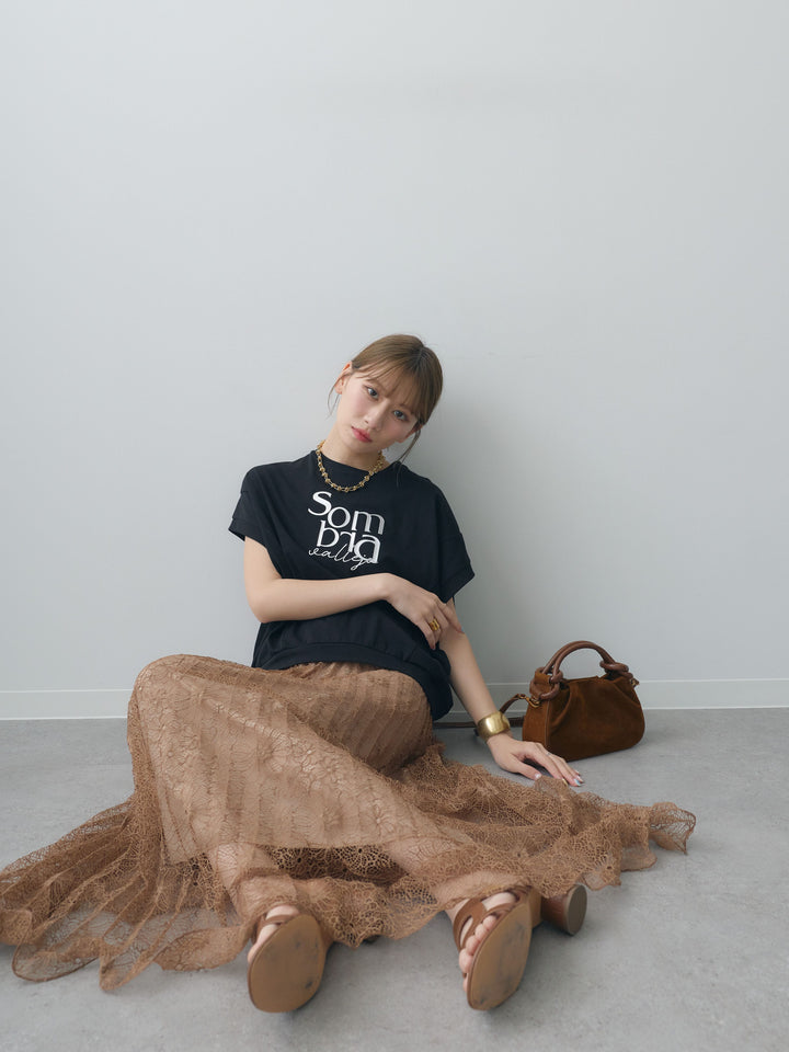 [SET]立体ロゴエンボスTEE +フローラルレースプリーツスカート(2set)