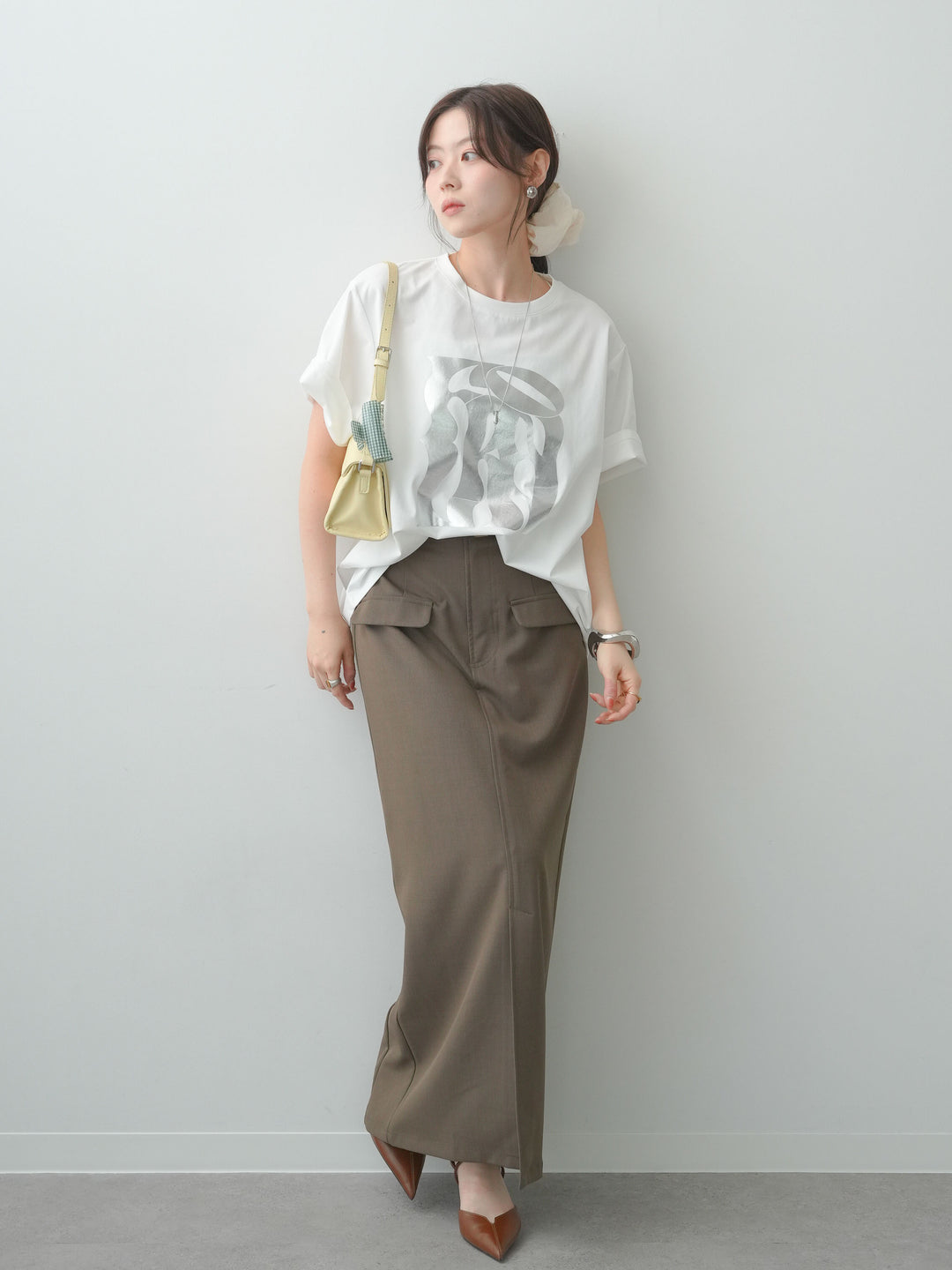 [SET]クールタッチアートロゴオーバーTEE+クレープデシンフラップ付きストレートスカート(2set)