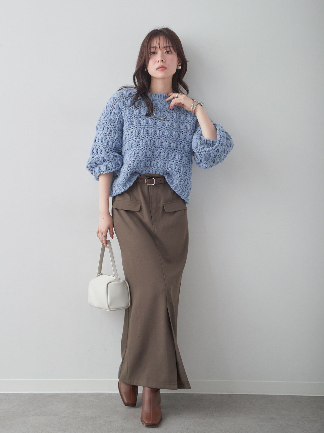 [SET]ループクロップニットトップス+クレープデシンフラップ付きストレートスカート(2set)