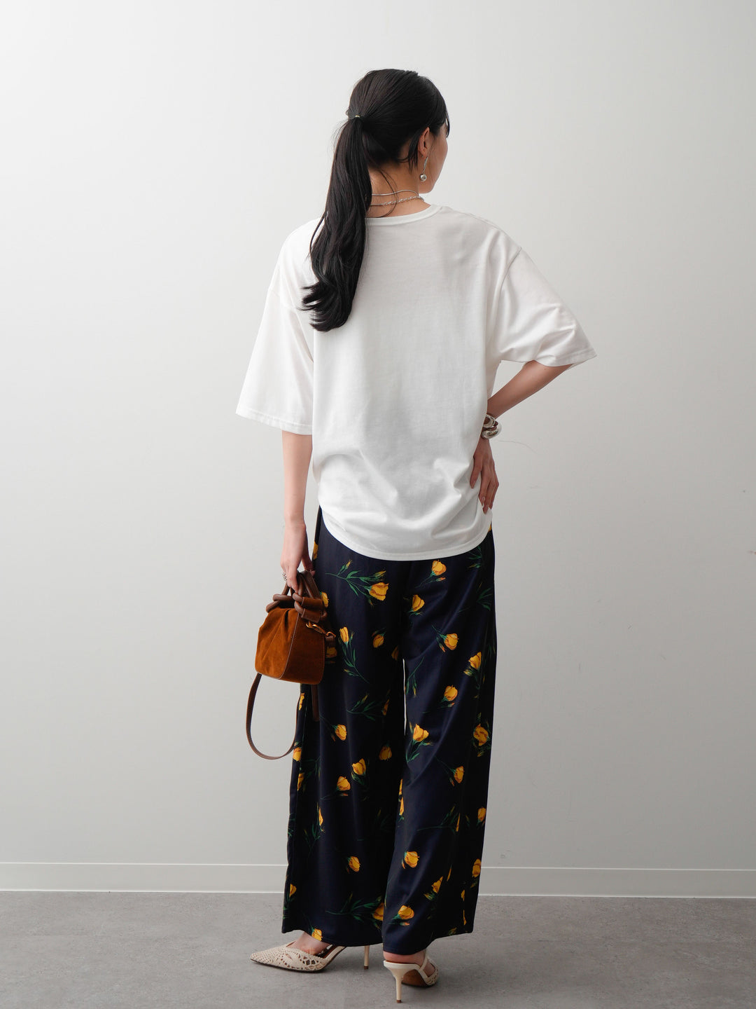 [SET]フラワーフォトTEE+フラワープリントドレープタックパンツ(2set)