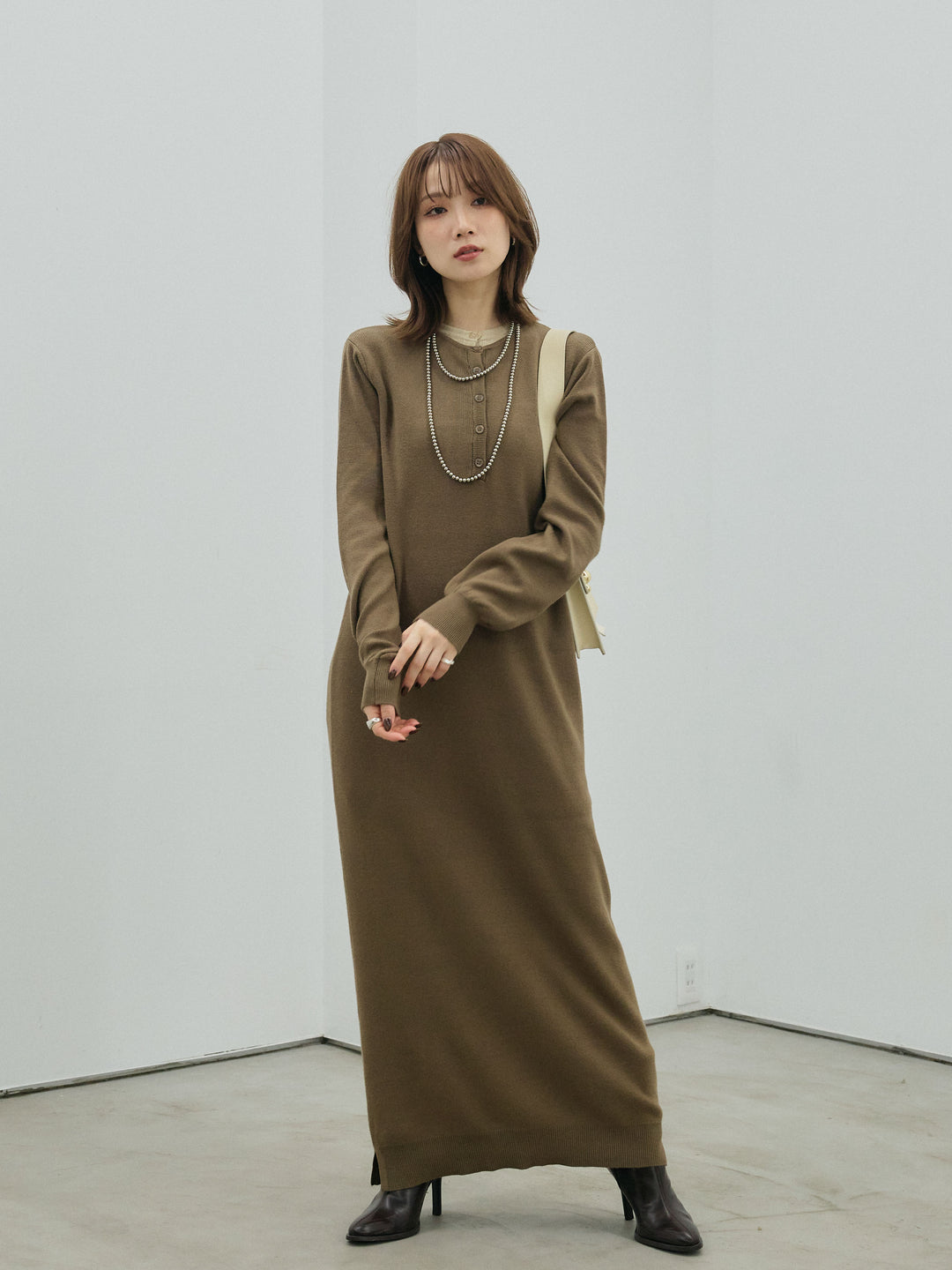 [予約]ヘンリーネックレイヤードニットワンピース/khaki