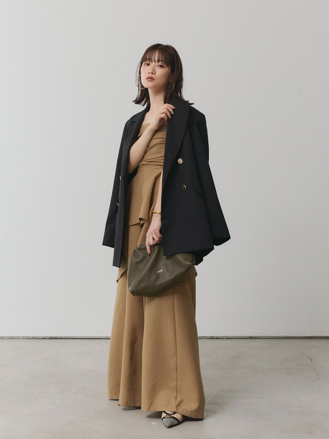 【Allure】[SET]ぺプラムベアトップス＆ワイドパンツSET UP+ダブルブレストオーバージャケット(2set)