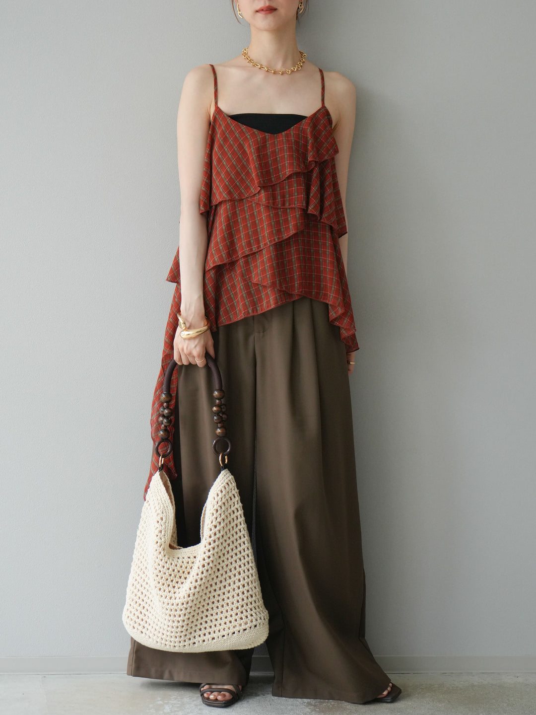 【預購】寬褲，捲腰，附logo褶/褐色