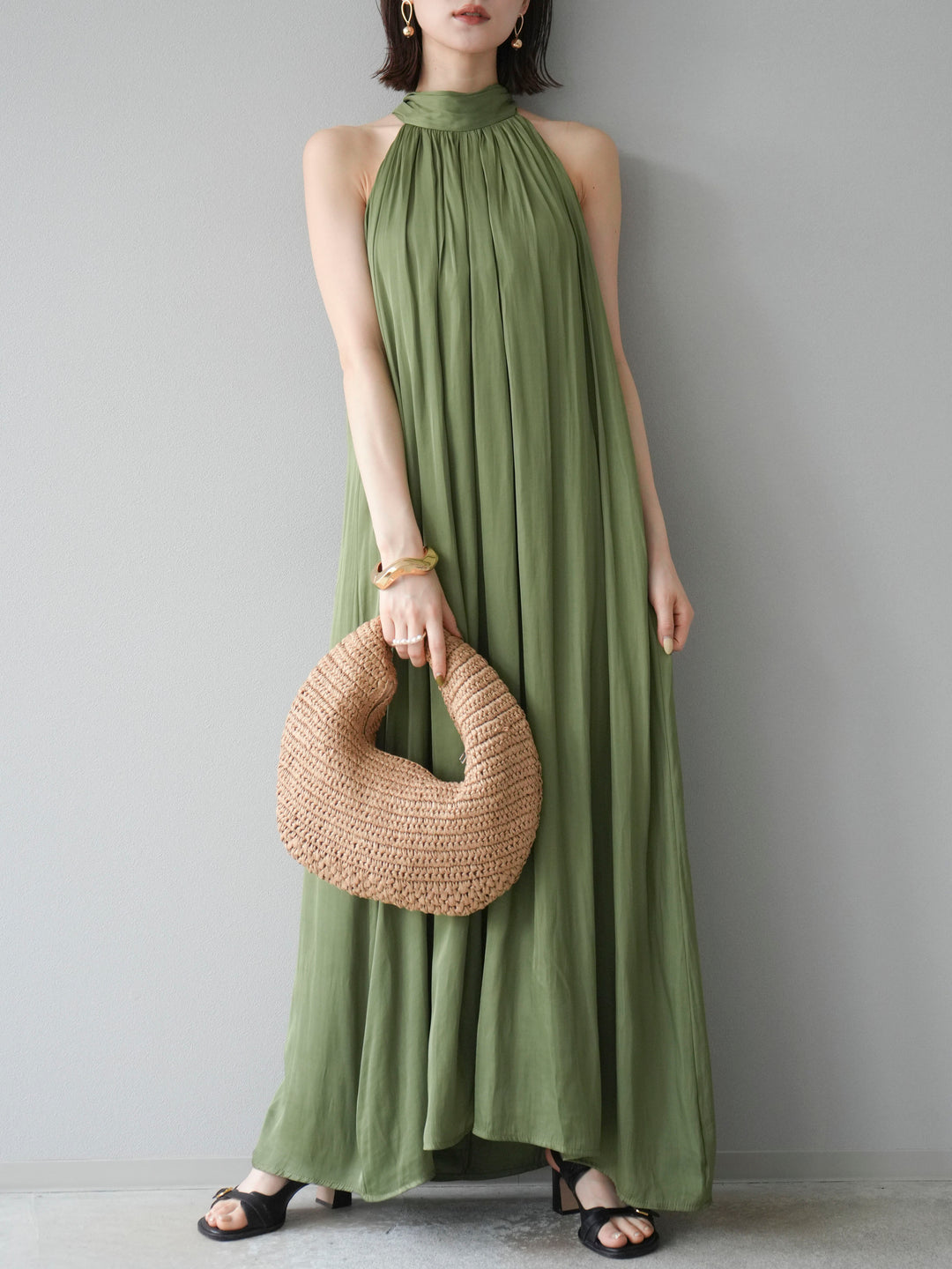 [予約]シャイニーホルターワンピース/グリーン