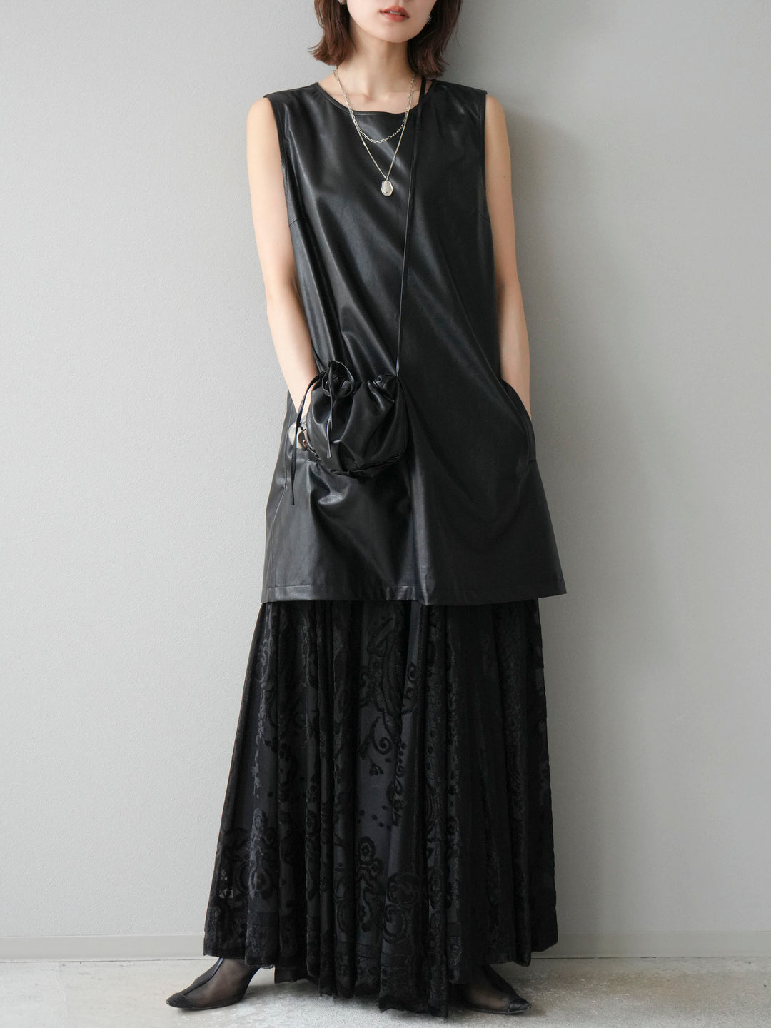 [予約]アンティーク柄フロッキーマキシスカート/ブラック