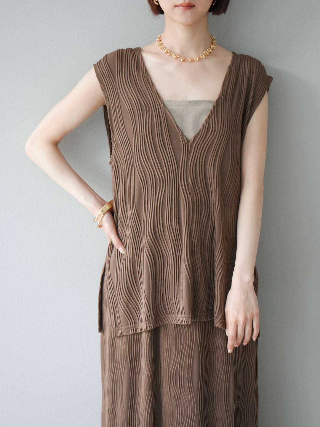 [SET] 波浪滾邊V領背心 + 波浪滾邊V領背心 (2套)