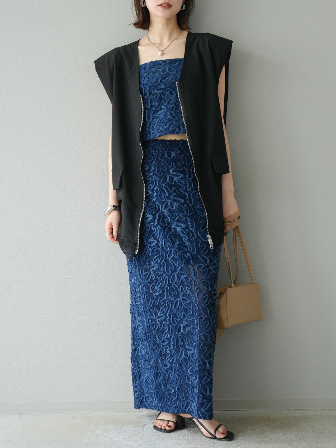 [予約]パイピングフラワーシアーベロアスカート/ネイビー