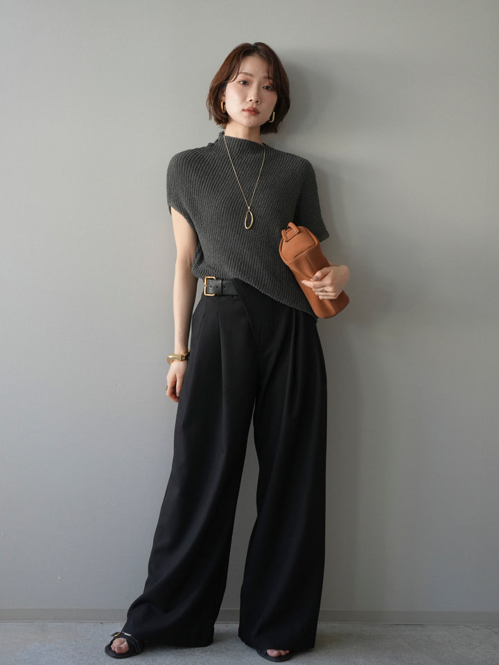 [予約]アシンメトリーベルトタックワイドパンツ/black