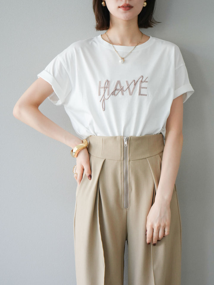 [予約]デザインロゴ刺繍Tシャツ/オフホワイト