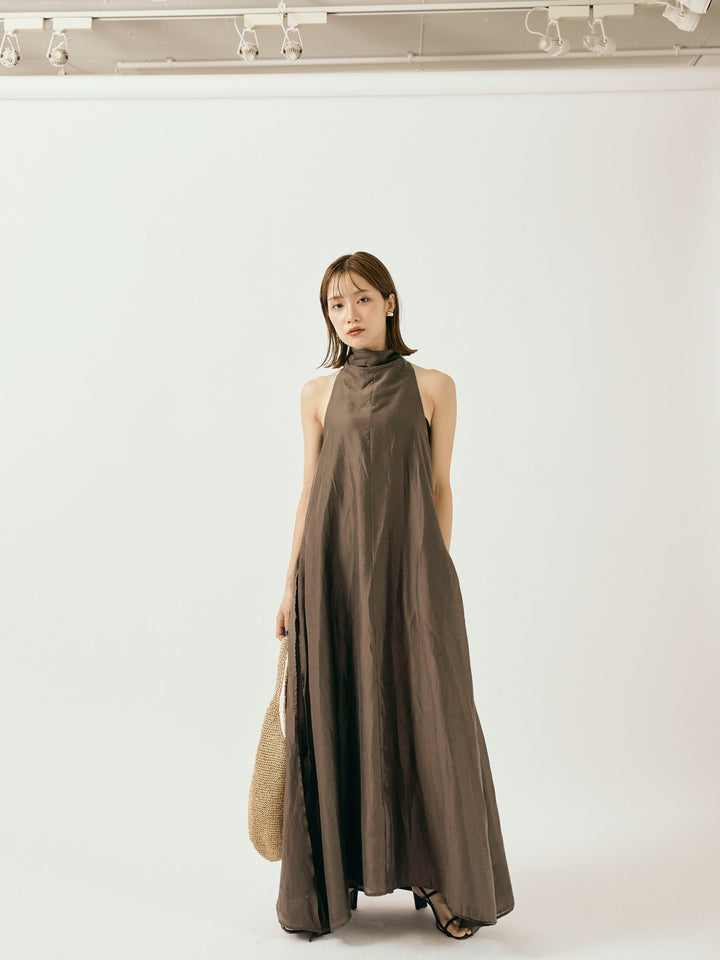 [予約]シャイニーホルターネックレイヤードワンピース/ブラウン